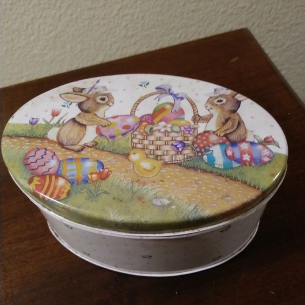 Vintage 1980s Easter Tin